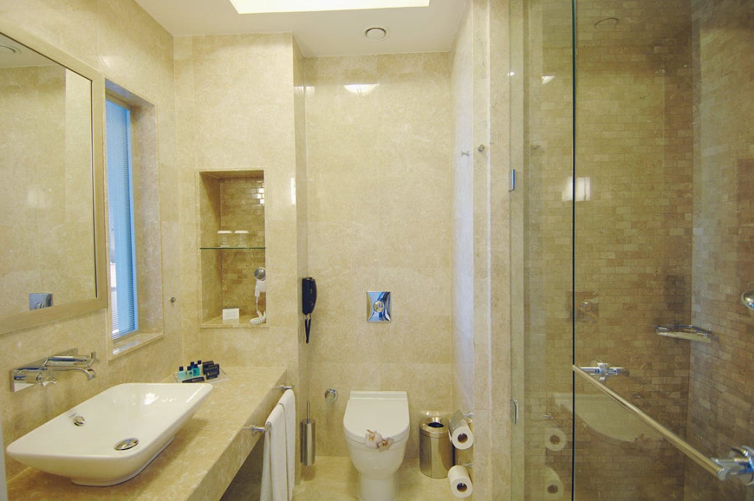 Bathroom Titanic Business Kartal