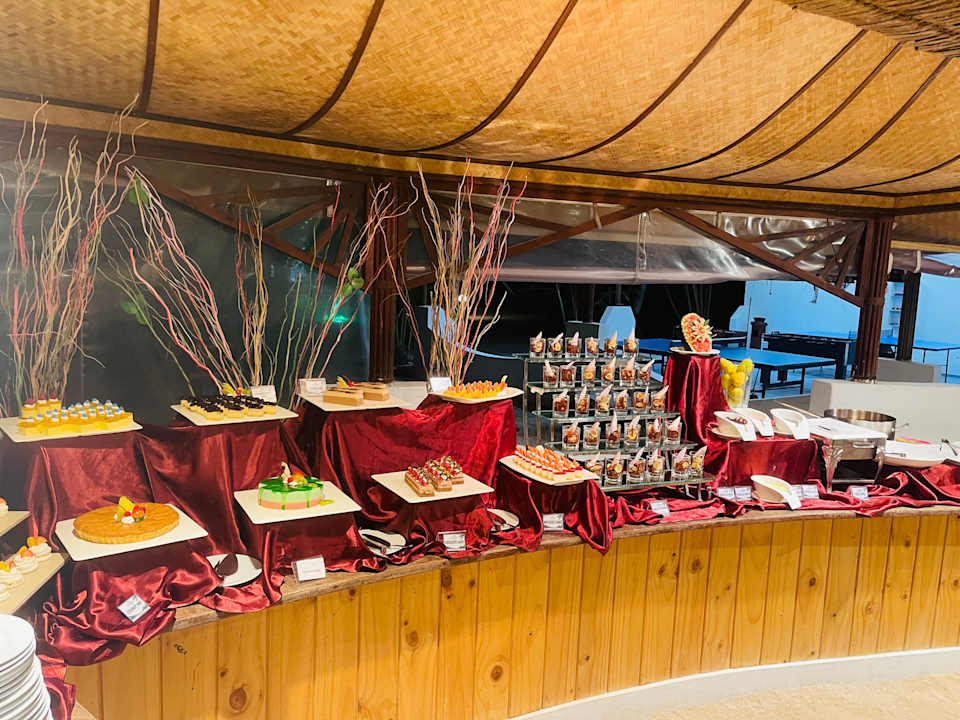 Gastro Thulhagiri Island Resort