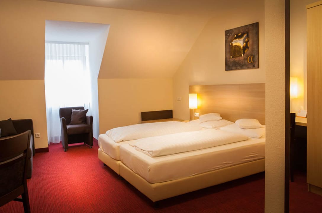 Standardzimmer Flair Hotel Weinstube Lochner