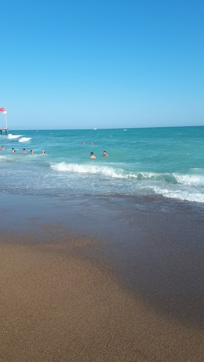 Strand Royal Wings Hotel