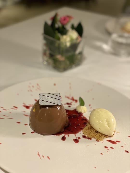 Gastro Columbia Beach Resort