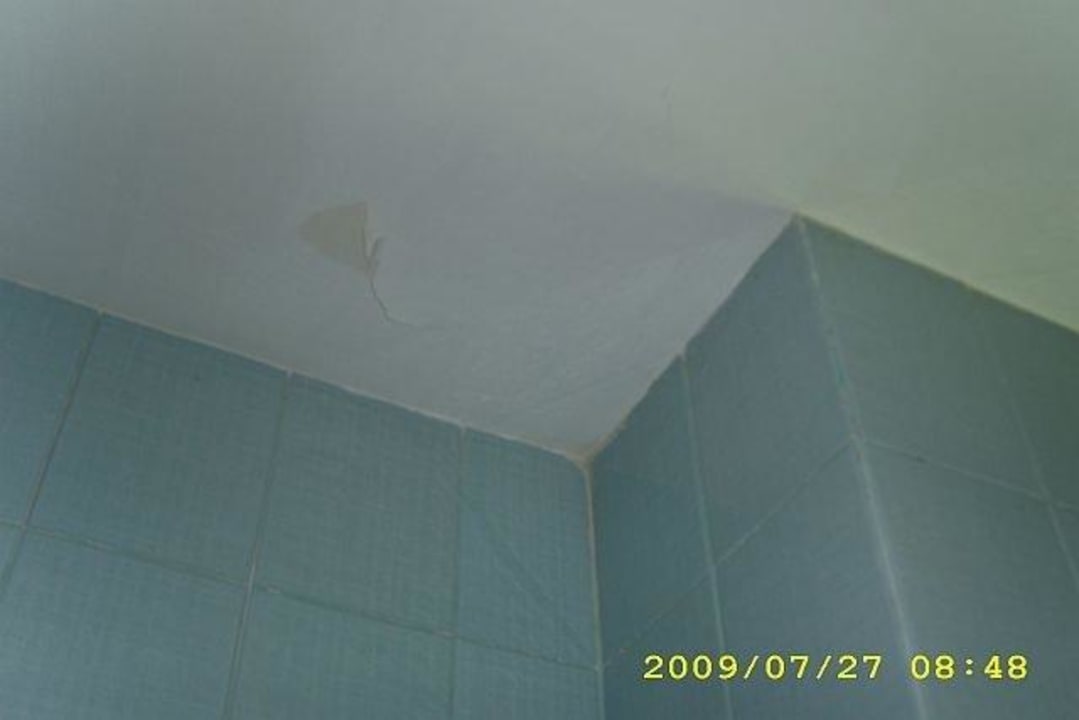 Im Bad fiel Putz von der Decke Hotel Maryvista