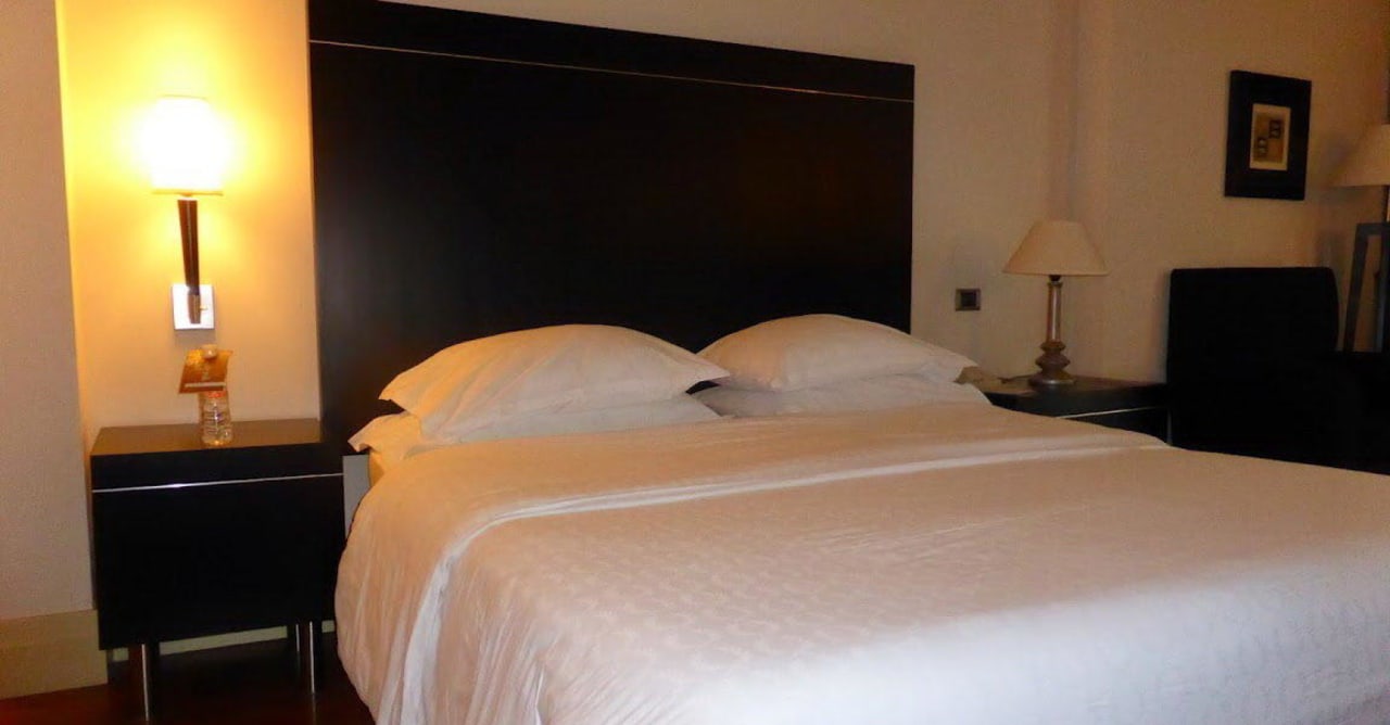 Doppelbett Mak Albania Hotel