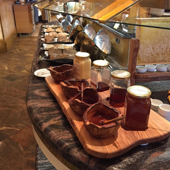 Frühstück Emirates Palace Mandarin Oriental