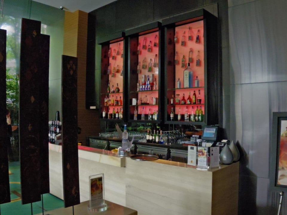 Bar JC Kevin Sathorn Bangkok Hotel