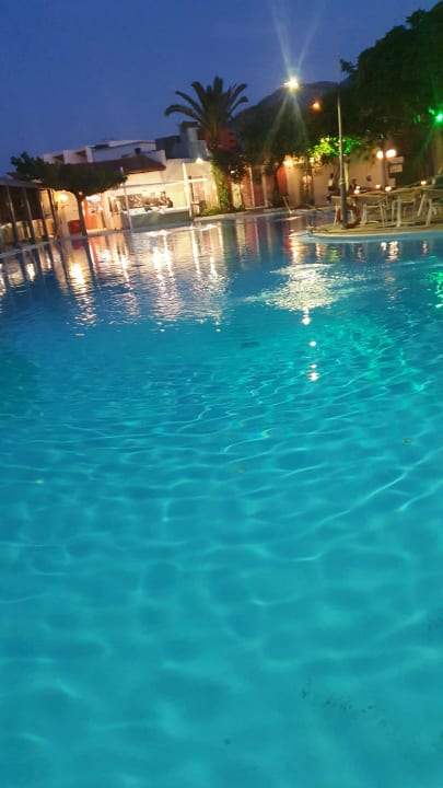 Pool Corissia Beach Hotel