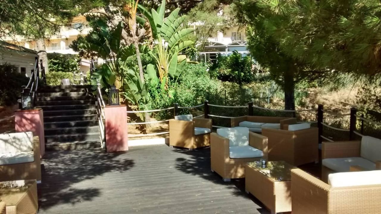 Lounge mit tollem Meerblick PortoBay Falésia