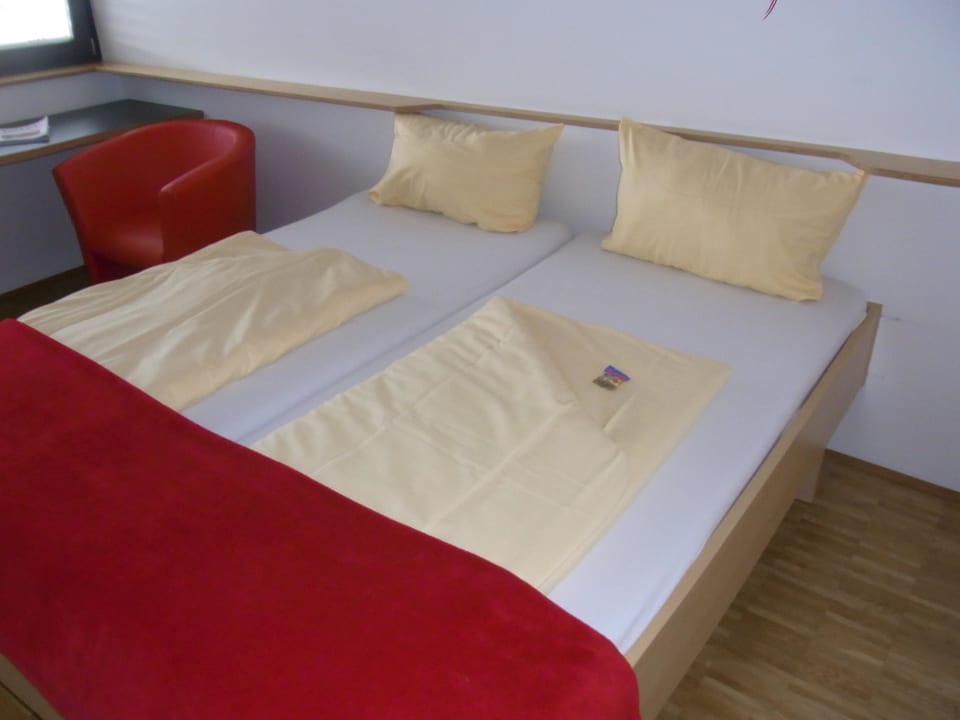 Bett Bed & Breakfast Rotes Haus