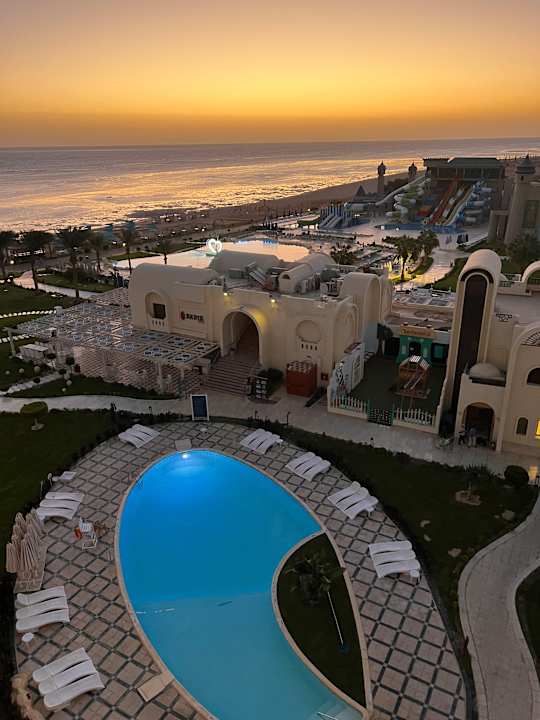 Außenansicht Gravity Hotel & Aquapark Sahl Hasheesh