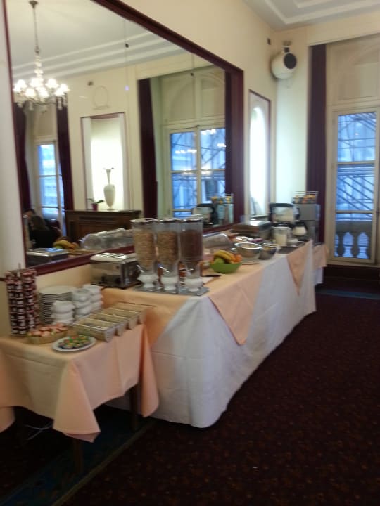 Gastro Hotel Kyriad Paris 10 - Gare De L'est