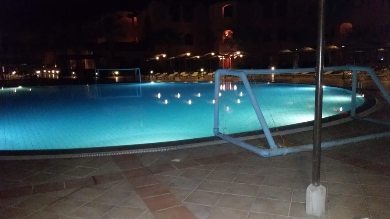Lichterstimmung am Pool Jaz Makadi Oasis Resort