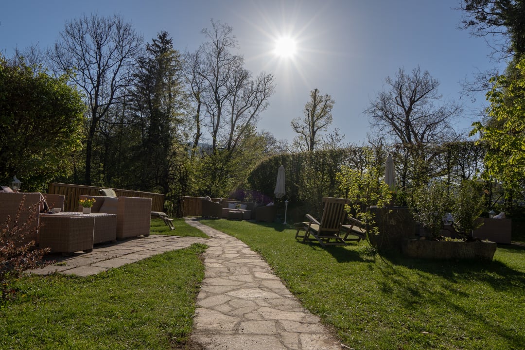 Gartenanlage Der Schlosswirt zu Anif - Biedermeierhotel & Restaurant