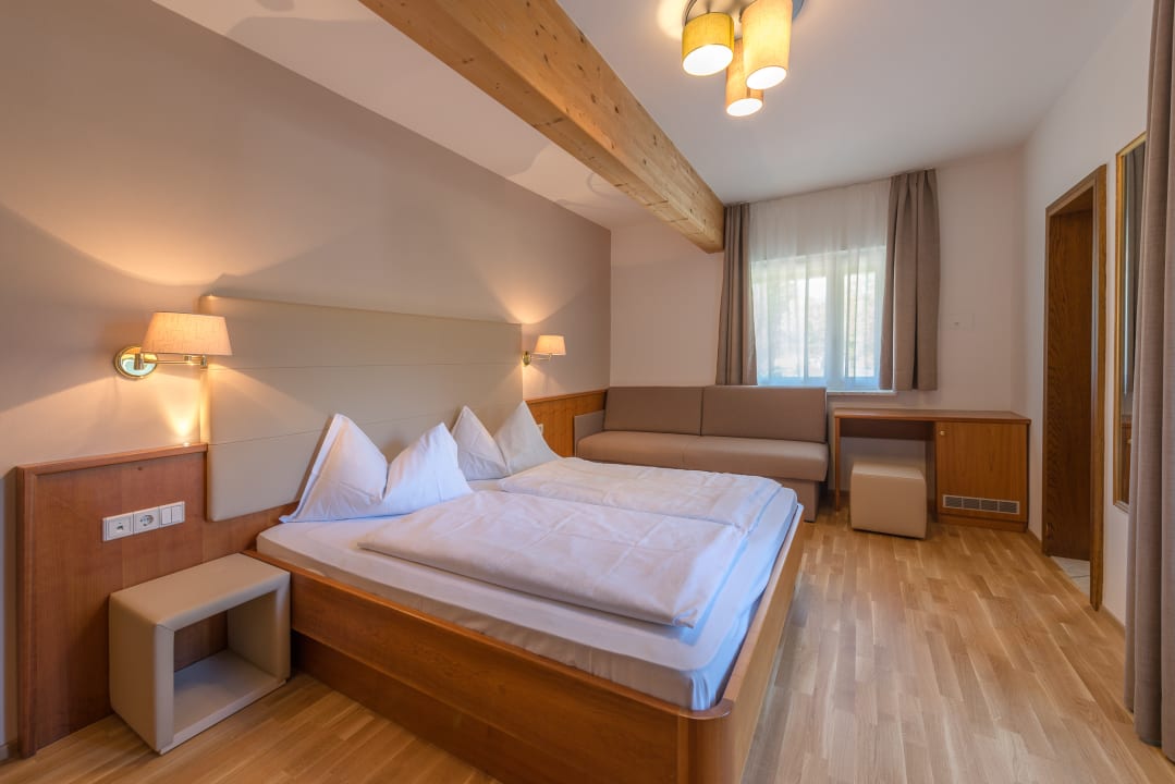 Zimmer Tirolerin B&B