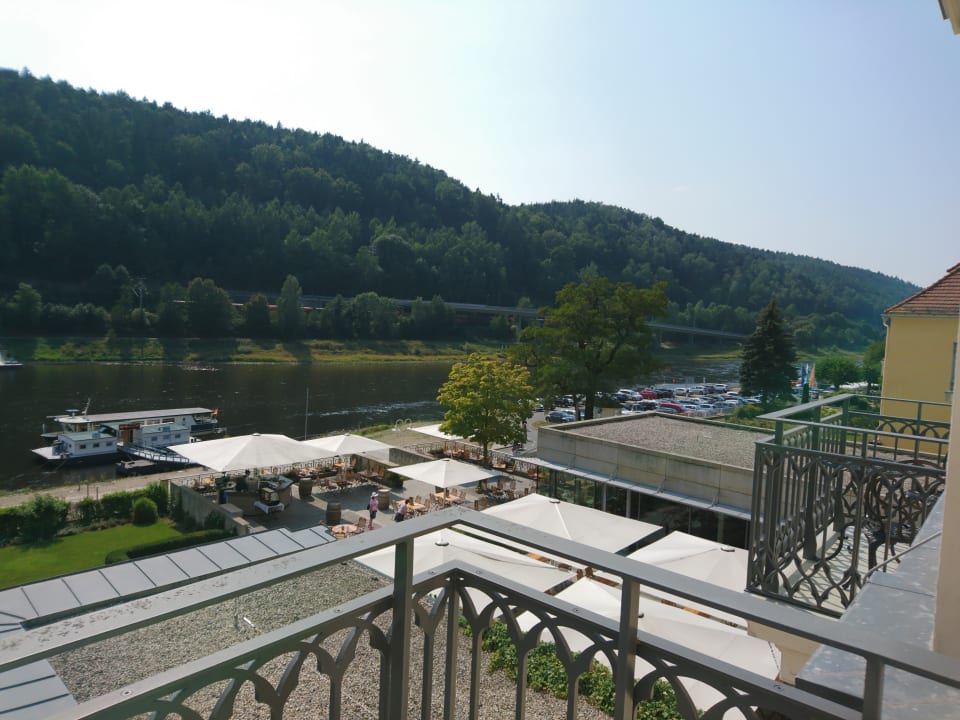 Ausblick Hotel Elbresidenz an der Therme