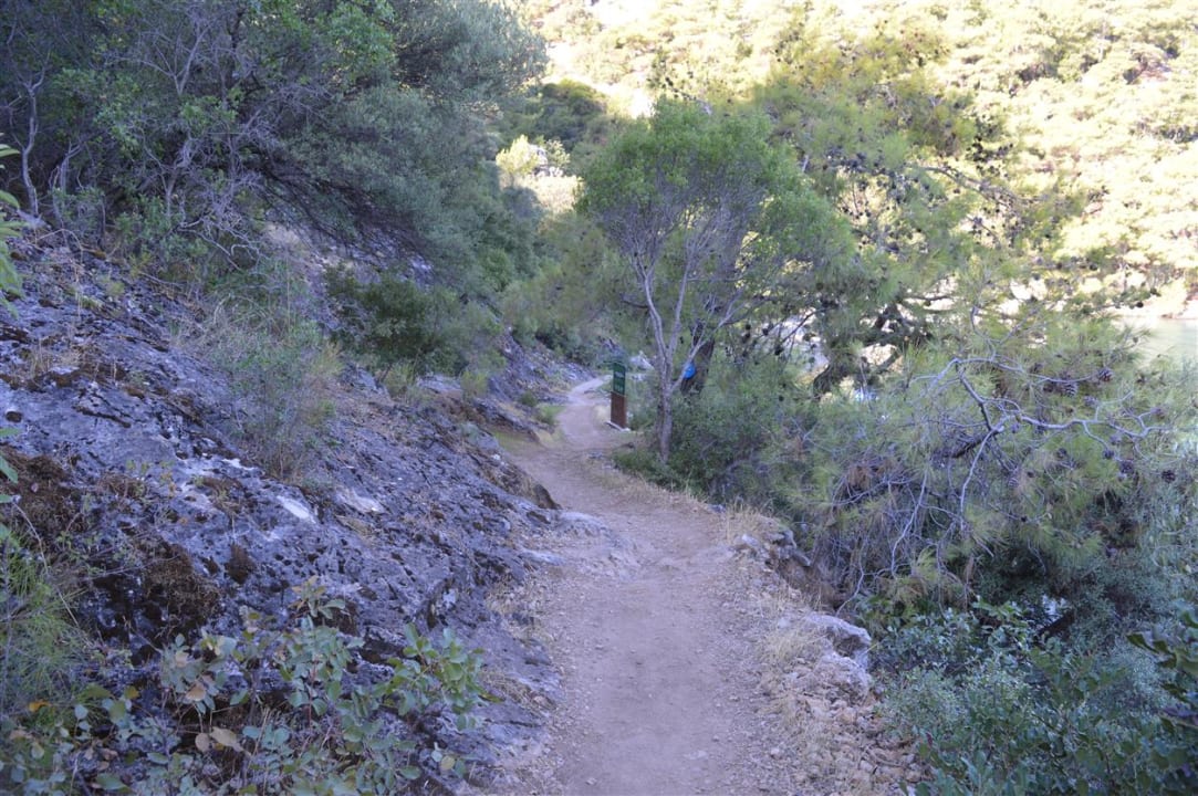 Der Weg zum Serenity Beach! Hillside Beach Club