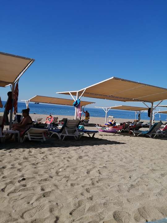 Strand Club Turtas Beach Hotel