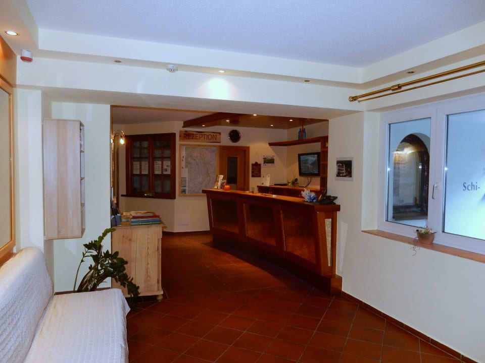 Lobby Hotel Alpenfriede