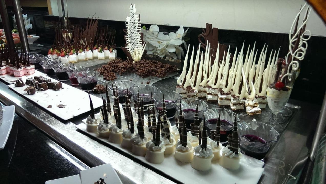 Abendessen Bahia Principe Luxury Esmeralda