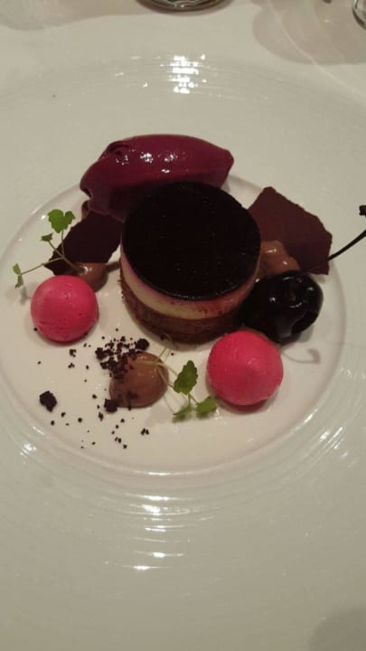 Sehr gute Nachspeise Hotel Post Lermoos