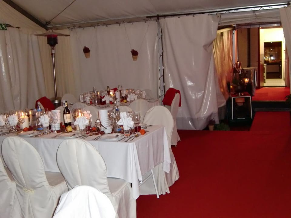 Zelt im Innenhof Hotel Lippischer Hof
