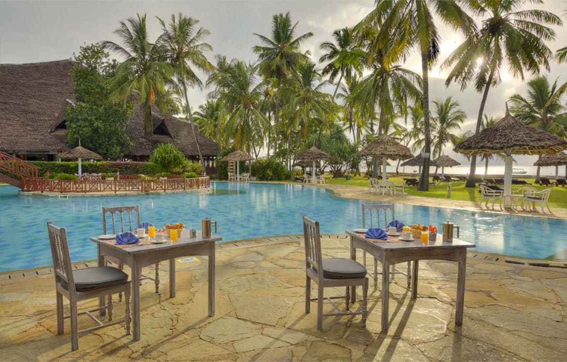 Gastro Neptune Palm Beach Boutique Resort & Spa