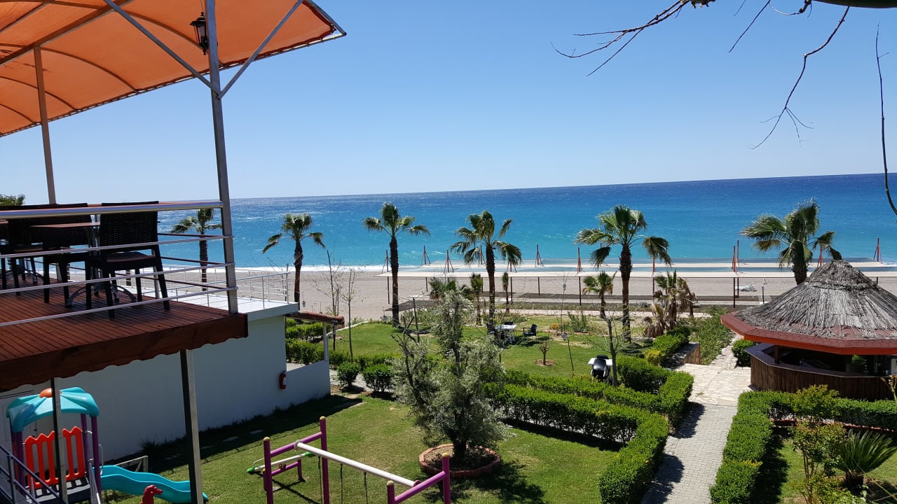 Außenansicht Adora Calma Beach Hotel