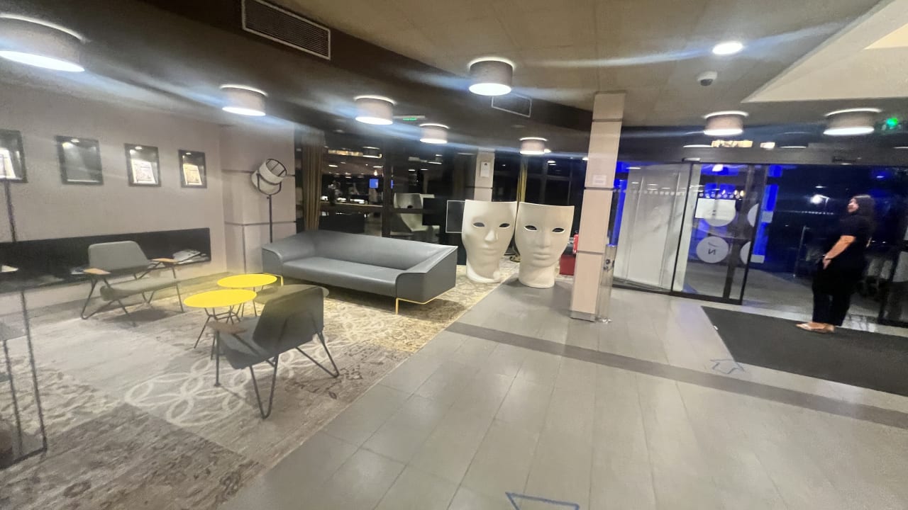 Lobby Hotel Novotel Marne La Vallée Collégien