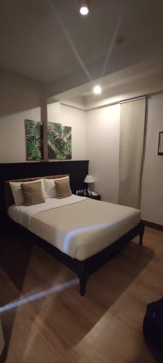 Zimmer Achievers Airport Hotel