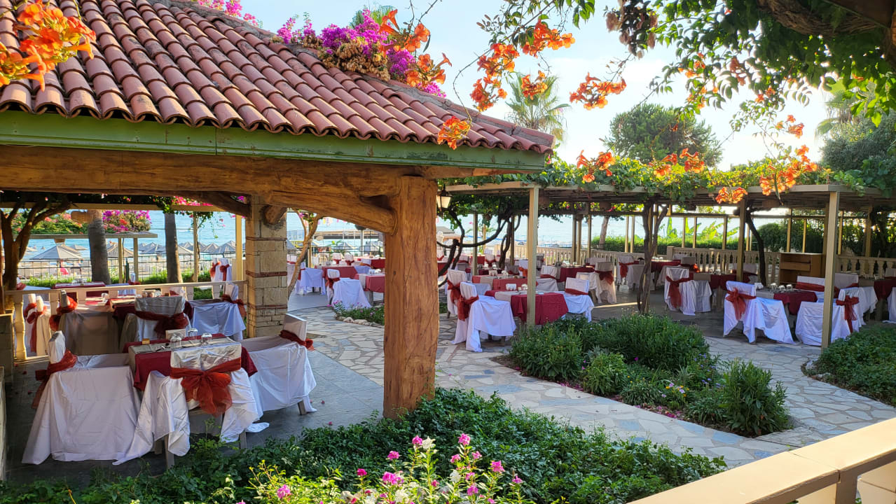 Gastro Hotel Defne Star