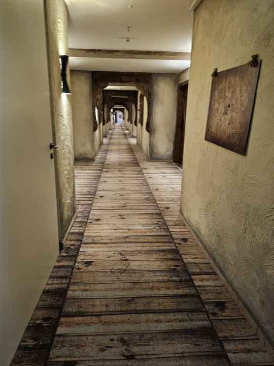 Lobby Heide Park Abenteuerhotel