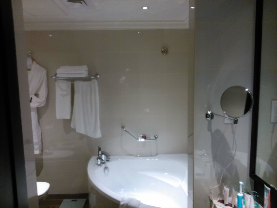 Das Bad Le Meridien Mina Seyahi Beach Resort & Waterpark