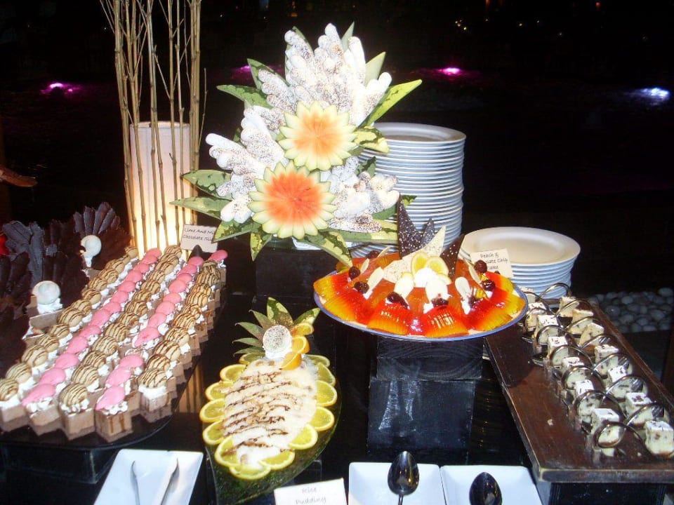 Dessert Meeru Maldives Resort Island