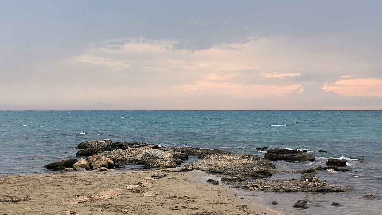 Strand Can Garden Beach