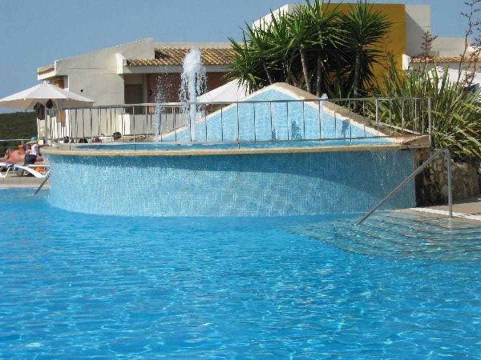 Pool blau punta reina