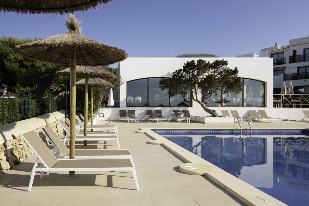 Pool Alua Suites Las Rocas