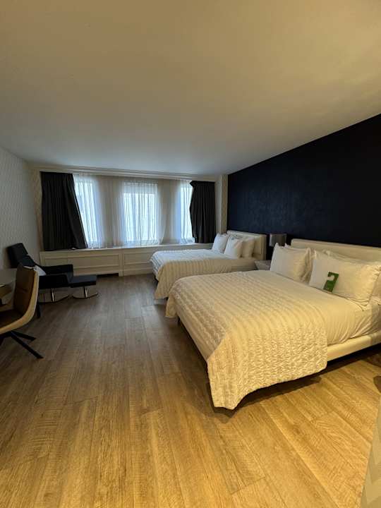 Zimmer SENS Hotel