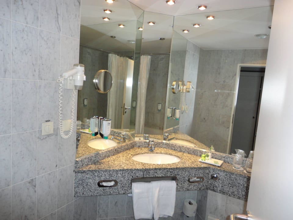 Lavabo DORMERO Hotel Dessau-Roßlau