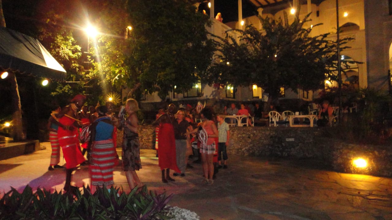 Massai-Tanzshow Kaskazi Beach Resort