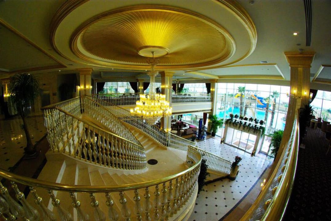 Eingang Diamond Excellence Resort & Spa