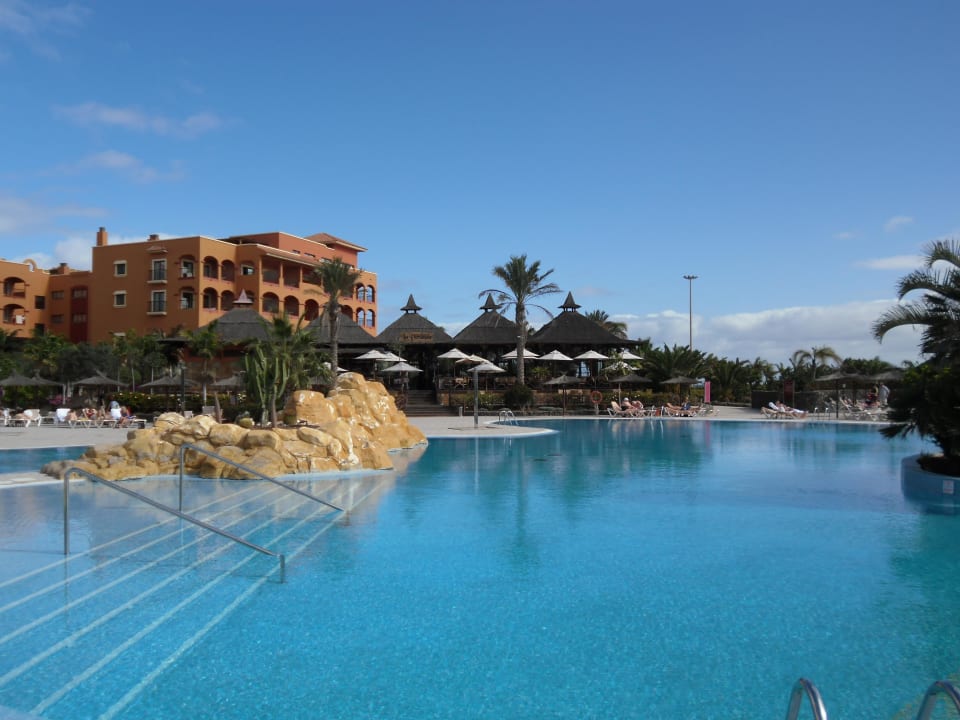 Blick über den Pool Sheraton Fuerteventura Golf & Spa Resort