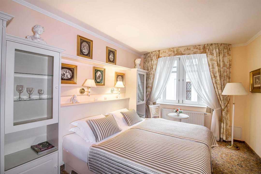 Zimmer Karlsbad Grande Madonna