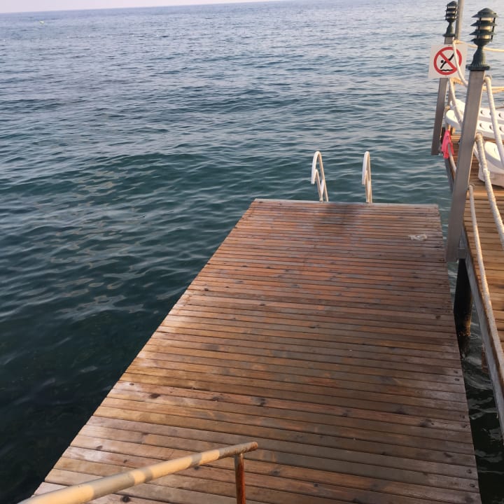 Strand Club Dizalya