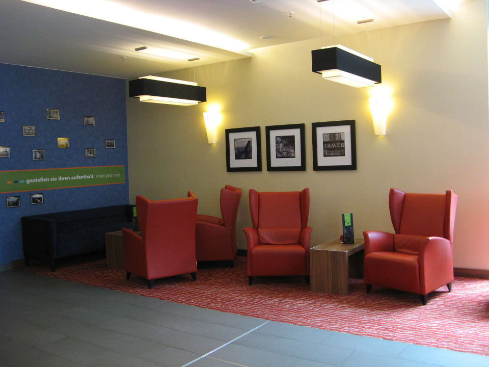 Lobby Hampton by Hilton Berlin City West