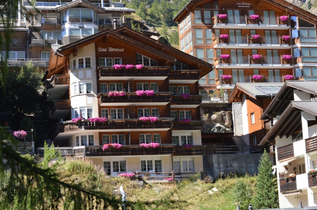 Sommer 22 Summits Apartments