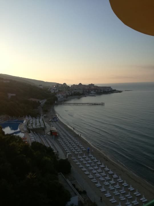 Strand Paradise Beach Hotel