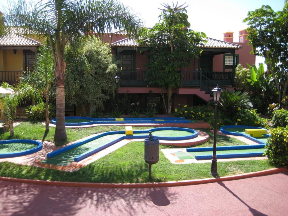 Minigolf Apartamentos Oasis San Antonio