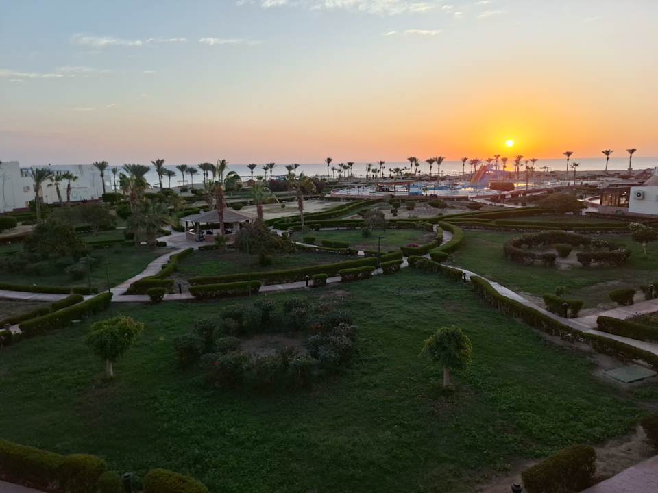 Gartenanlage Bliss Nada Beach Resort