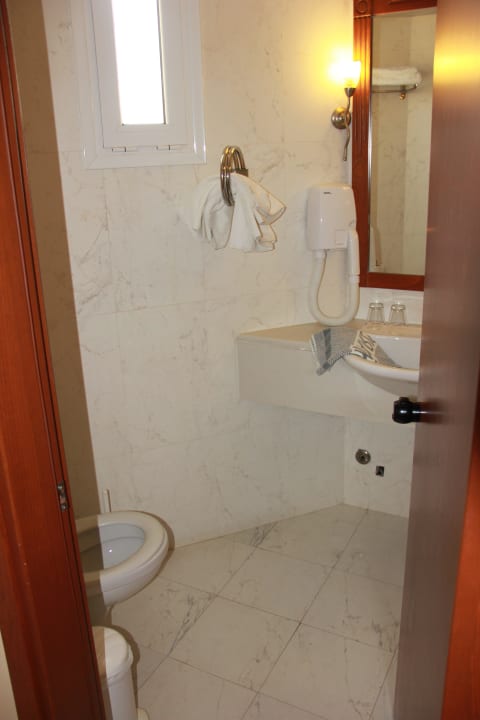 Badezimmer  Vantaris Palace