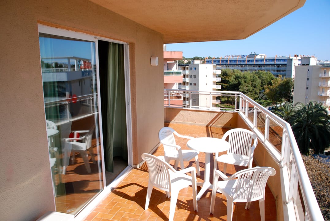 Zimmer California Apartments