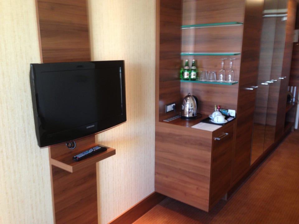 Fernseher Hotel Aquarius Spa